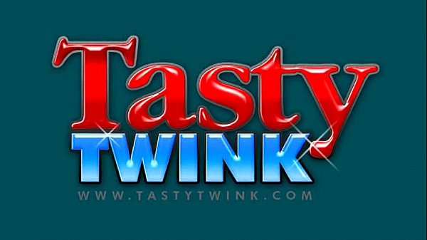 Resident foot-freak Tristan is back