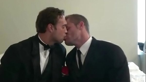 Straight Guy Kissing a Gay Guy on his Marriage Day | GAYLAVIDA.COM