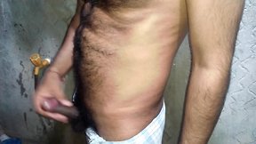 Rajasthani: taking a bath in the bare – full movie