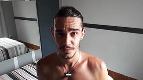 Conto erÓtico gay comendo o salva vidas do clube parte 1 juan calabares