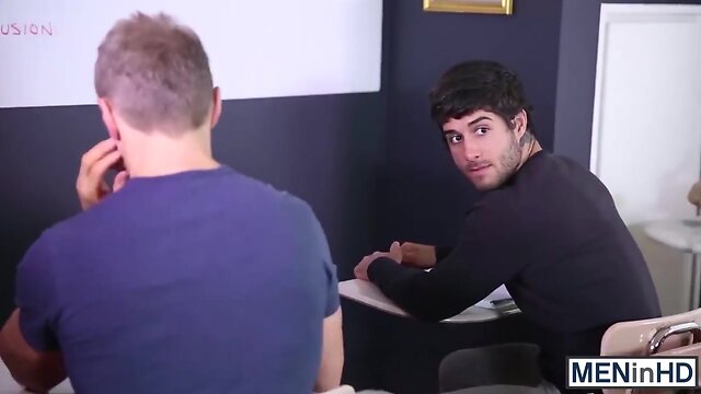 Diego sans gives jacks pecker a proper welcome to his mouth