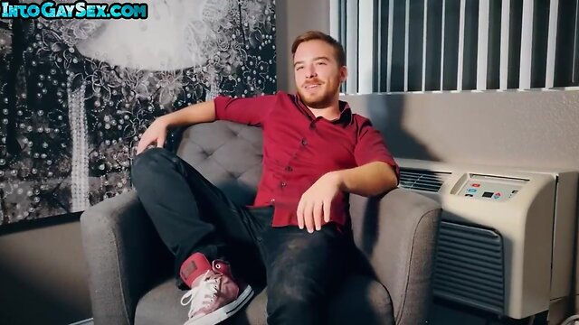 Or teenmtf pussyboy strapon fucks black dude after casting