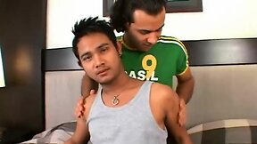 This Asian twink undress to suck off an old friends pecker.