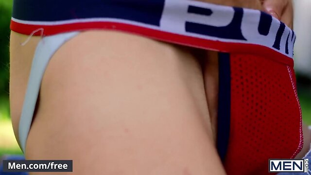 Married stud markus kage puts his condomless giant-sized penis into benjamin