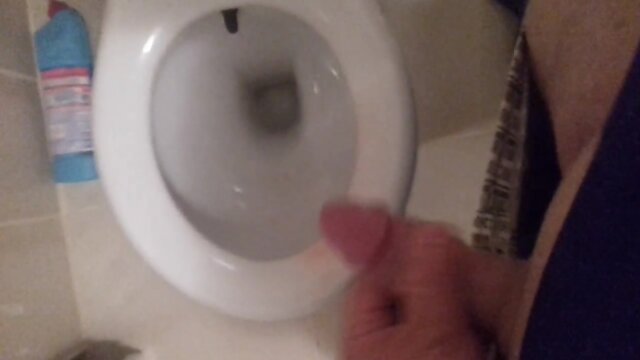 turkish cumming at wc