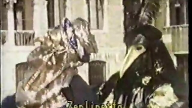 Retro French gay kissing porn