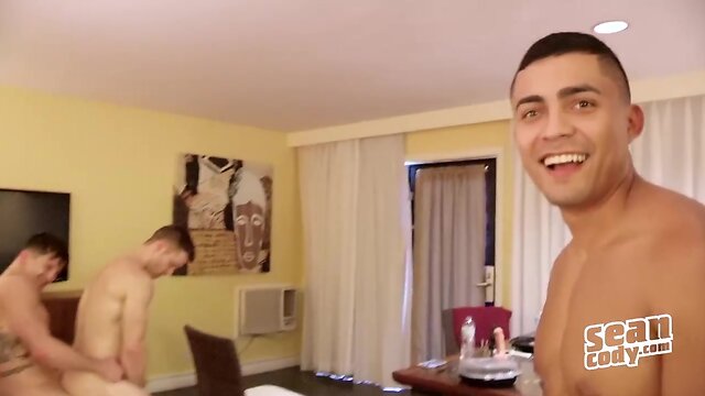 Brysen Deacon Ashers Spring Break Behind the Scenes – Gay