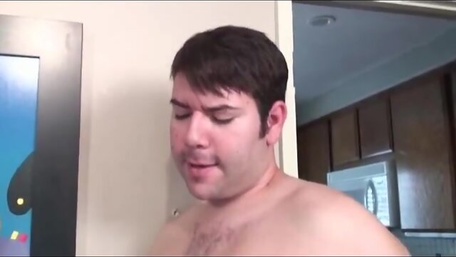 Chubby guy tops an ass