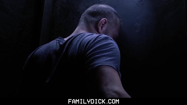 Familydick sneaky stepson sucks daddies penis