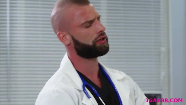 Andrew sucks penis while bum gets fucked